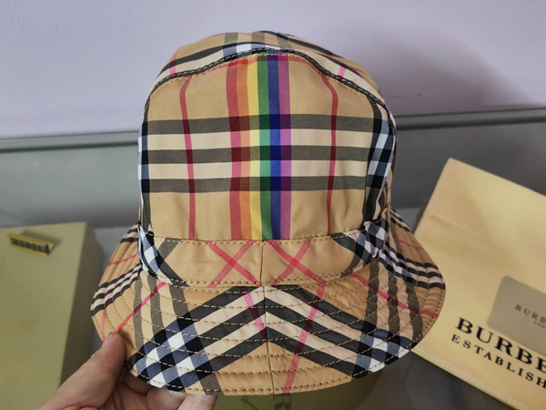 ブランド帽子背面デザイン